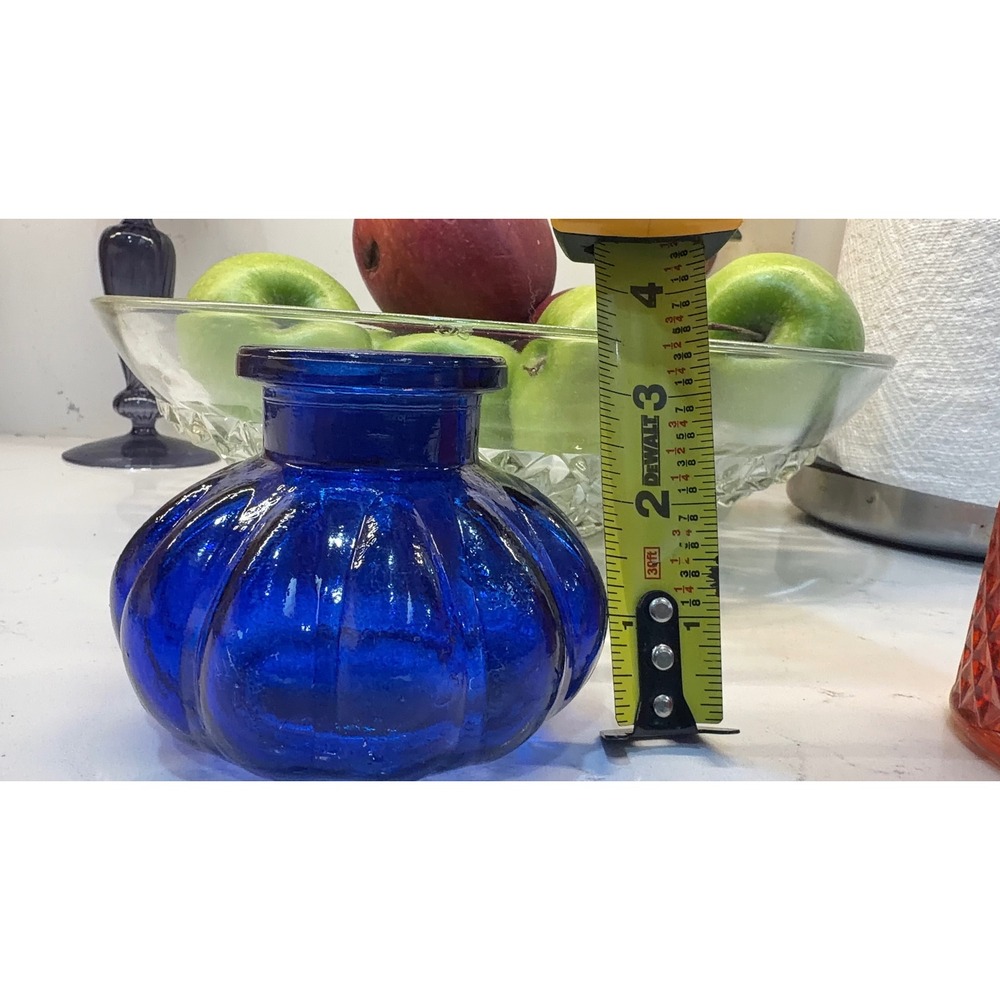 Vintage Cobalt Blue Glass Ribbed Pumpkin Bud Vase Round Squat 3x4in